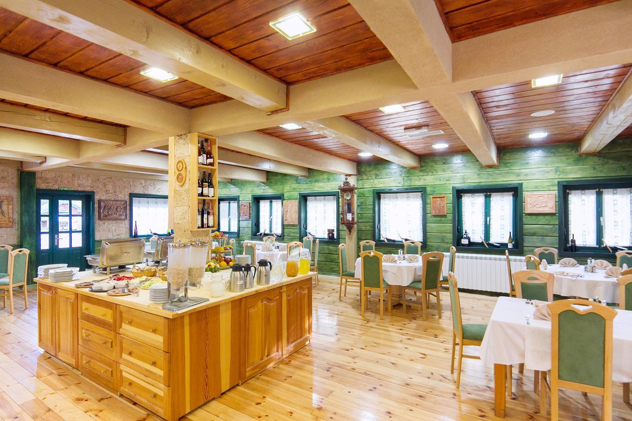 Hotel&Resort Gacka Mojkovac Exterior foto